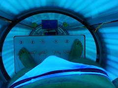 I take off my panties in the solarium