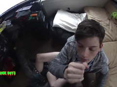 Cumshot Quickie - YUCKBOYSLIVE.COM