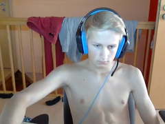 Cute Dutch teen shoots his cum