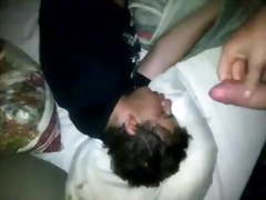 Cuming on str8 inocent face of roommate